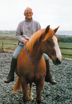Pat Voisey BBI & her horse Ru